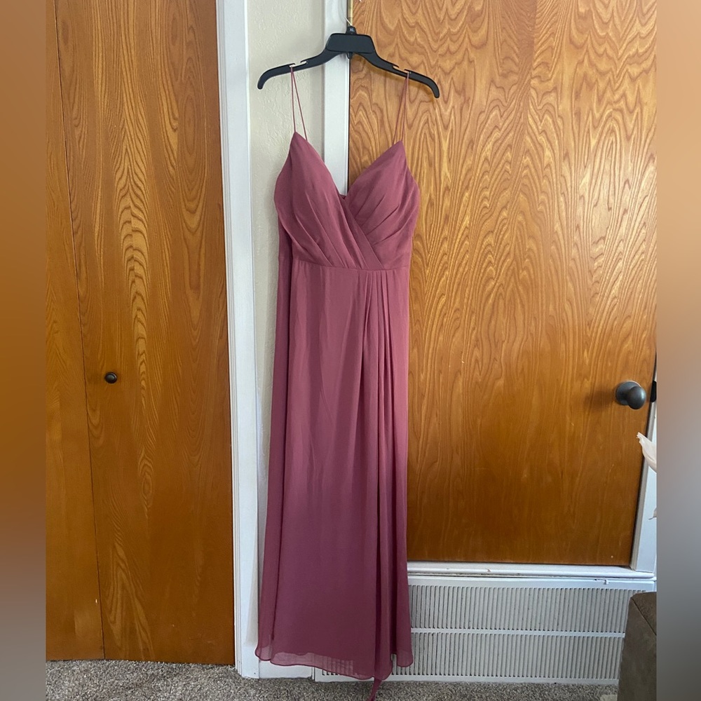 Formal dress / bridesmaids dress